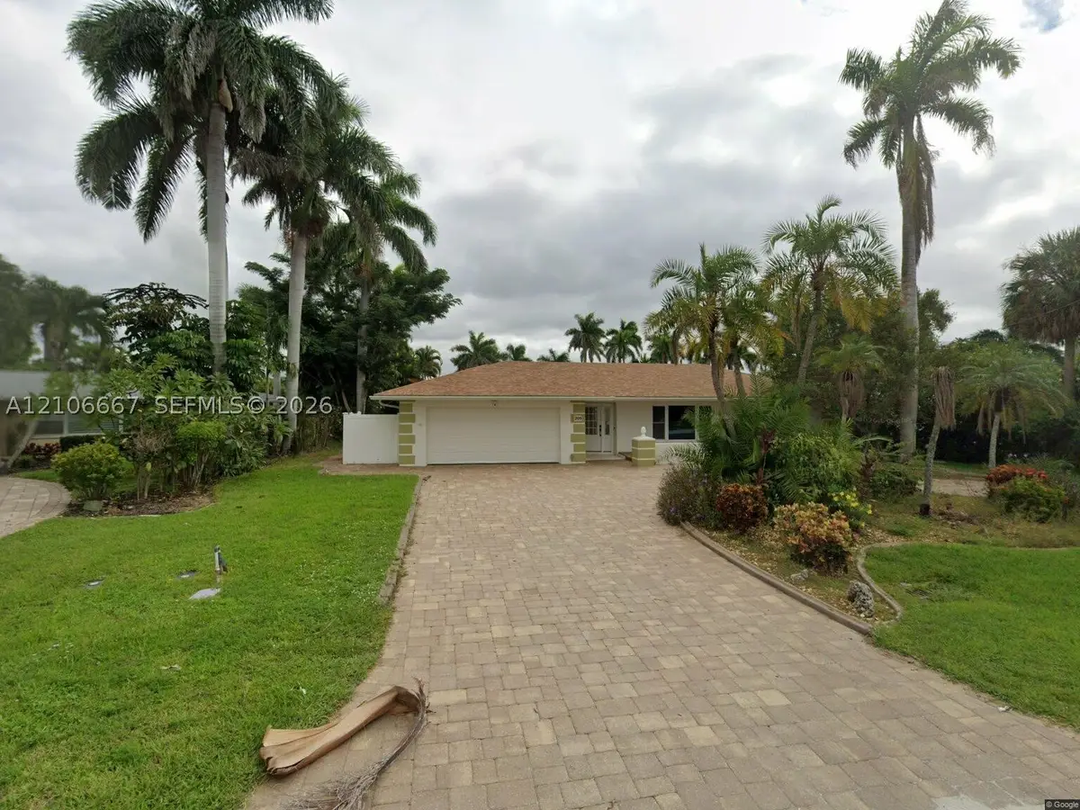 209 Bayshore Dr, Cape Coral, FL 33904 - #1