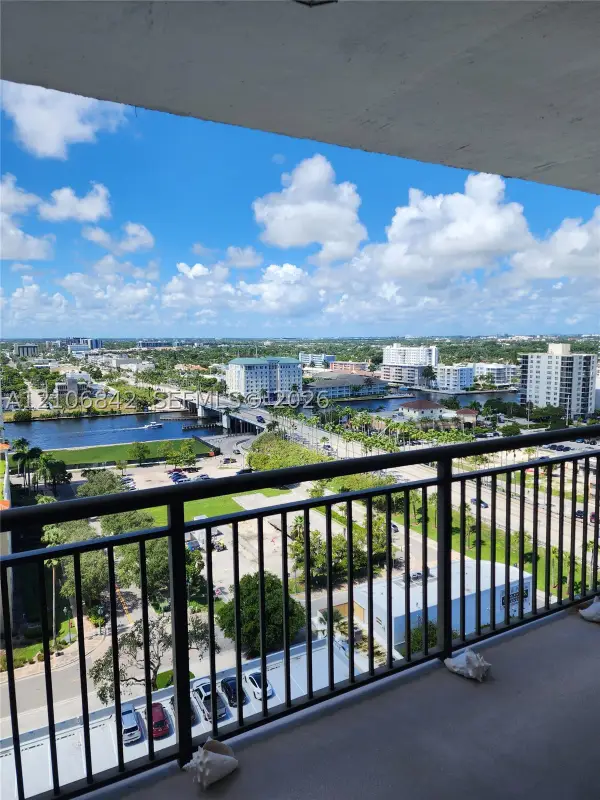 3031 N Ocean Blvd #1801, Fort Lauderdale, FL 33308