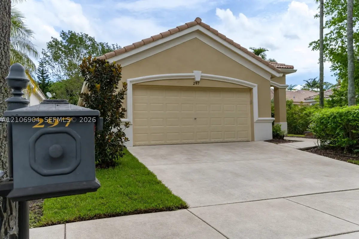 297 Conservation Dr, Weston, FL 33327 - #1