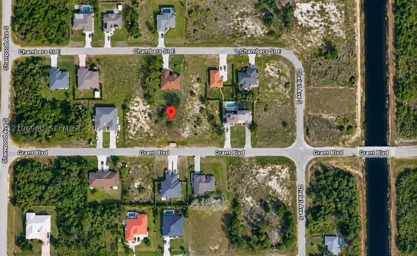 669/671 Grant Blvd, Lehigh Acres, FL 33974