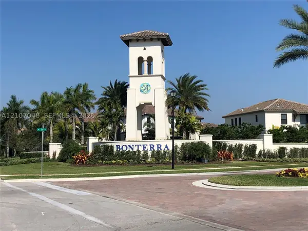 9333 W 33rd Lane #9333, Hialeah Gardens, FL 33018
