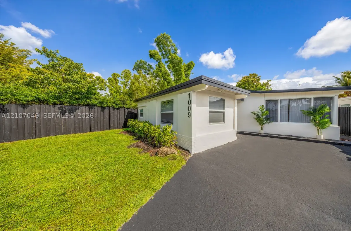 1009 NE 18th St, Fort Lauderdale, FL 33305 - #1