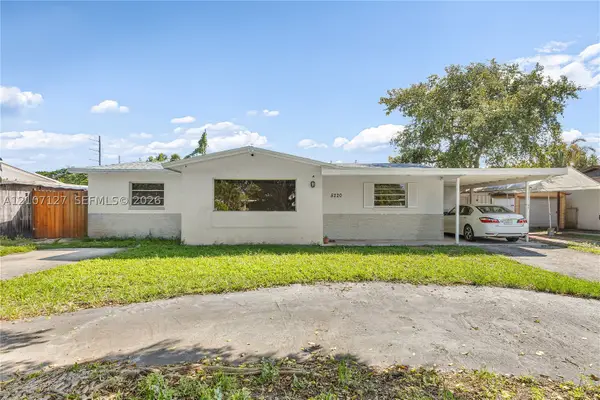 5220 SW 57th St, Davie, FL 33314