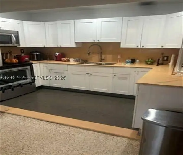 2511 NW 24th St, Miami, FL 33142 - #2