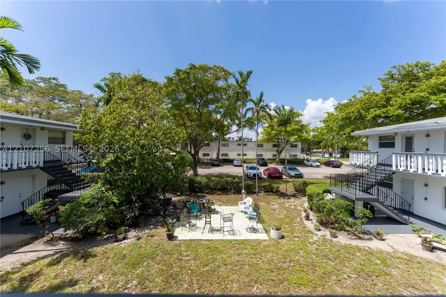 2458 Polk St #206, Hollywood, FL 33020 - #2