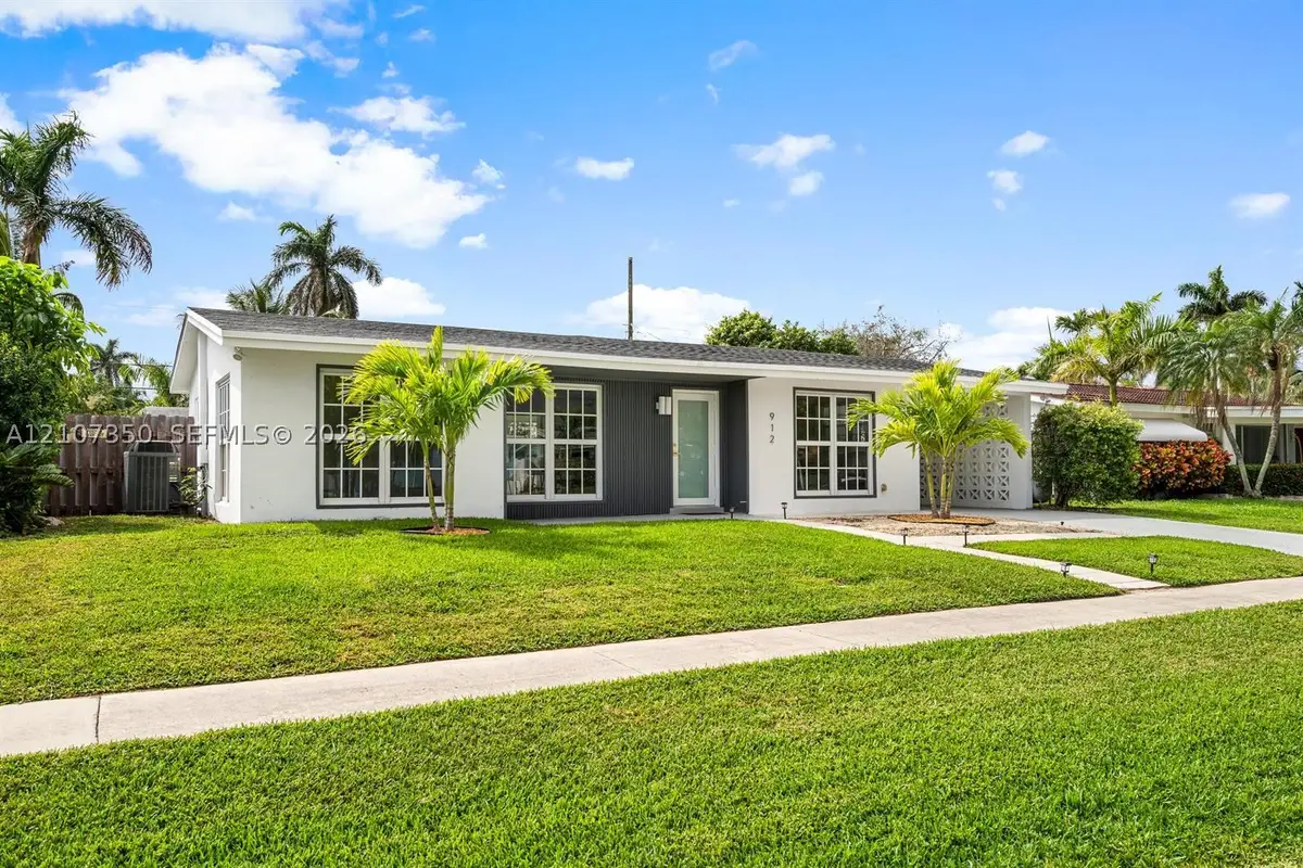 912 SE 16th Pl, Deerfield Beach, FL 33441 - #1