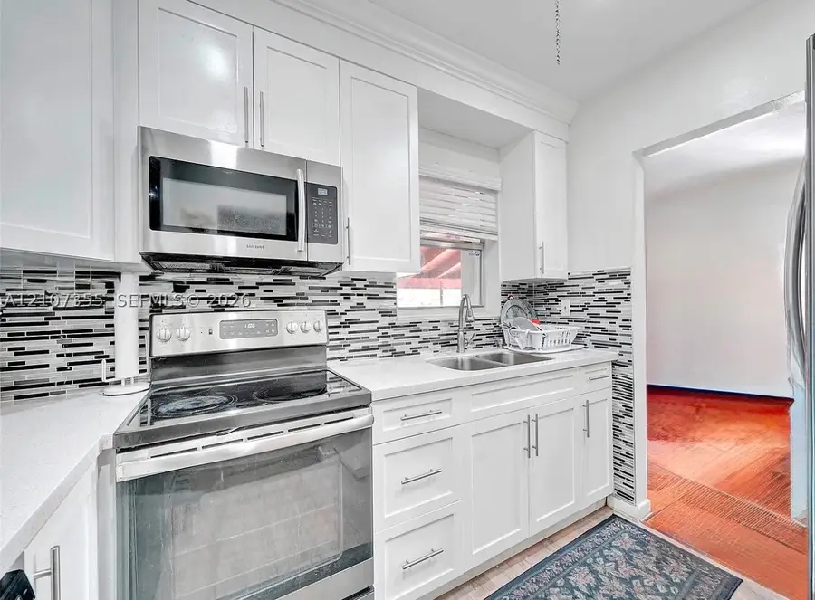 6505 Pines Pkwy, Hollywood, FL 33023 - #3