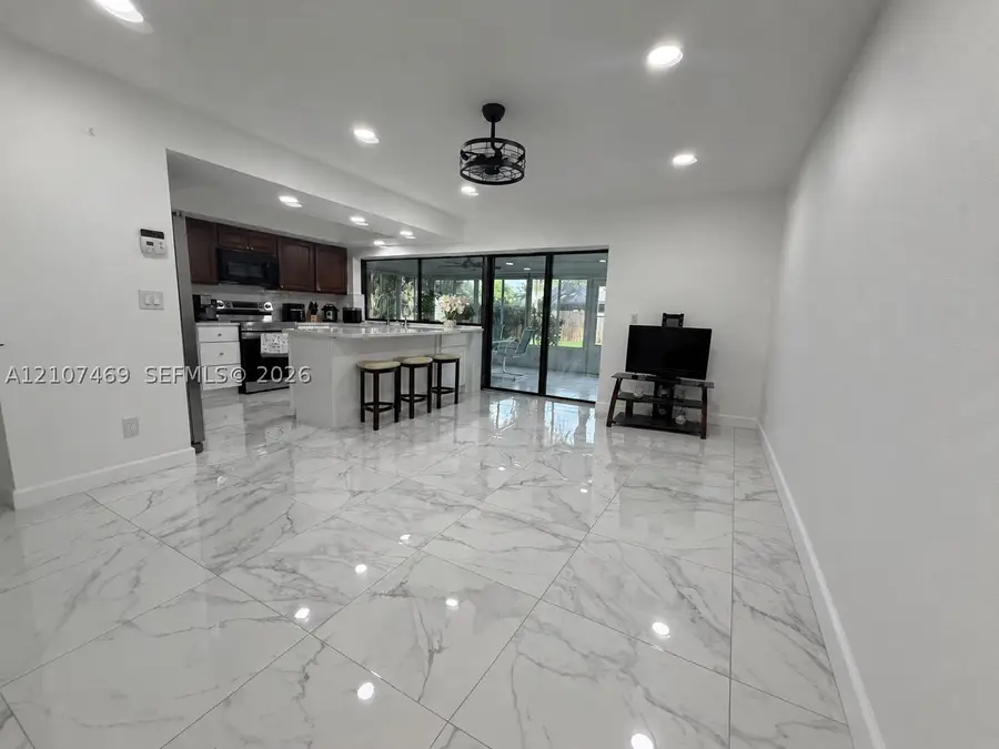 2204 Cherokee Trl, Valrico, FL 33594 - #3