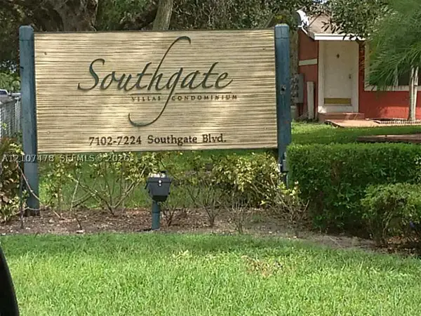 7104 Southgate Blvd #7104, Tamarac, FL 33321
