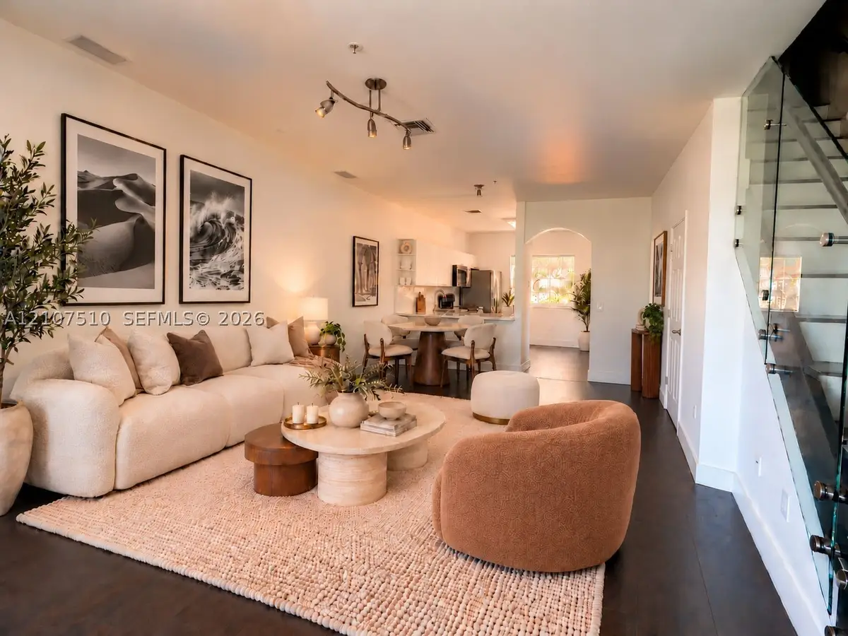 5670 NW 116th Ave #216, Doral, FL 33178 - #1