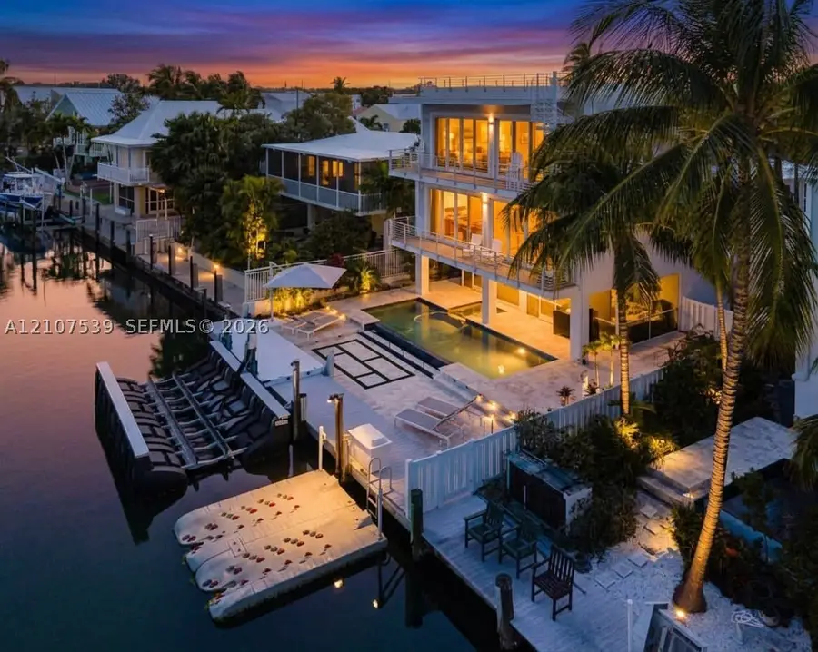 20 Center Ln, Key Largo, FL 33037 - #3