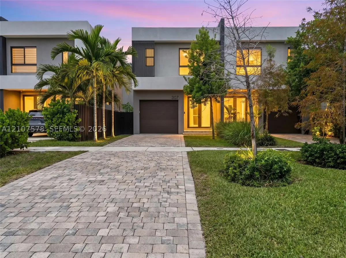 307 SW 10th St, Fort Lauderdale, FL 33315 - #1
