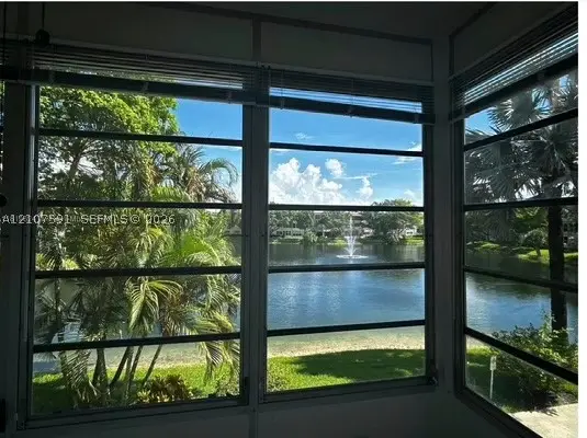 5003 NW 35th St #506, Lauderdale Lakes, FL 33319 - #1