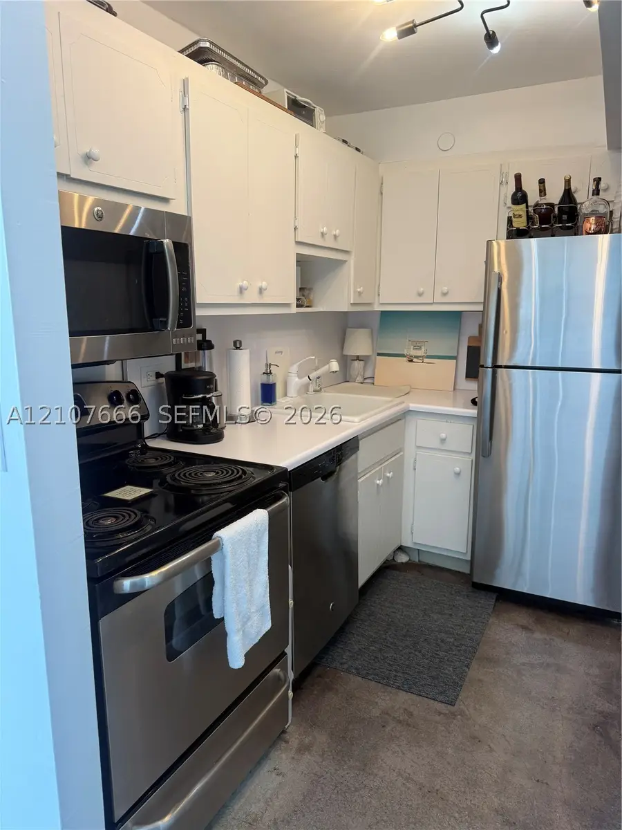 1881 Washington Ave #10C, Miami Beach, FL 33139 - #2