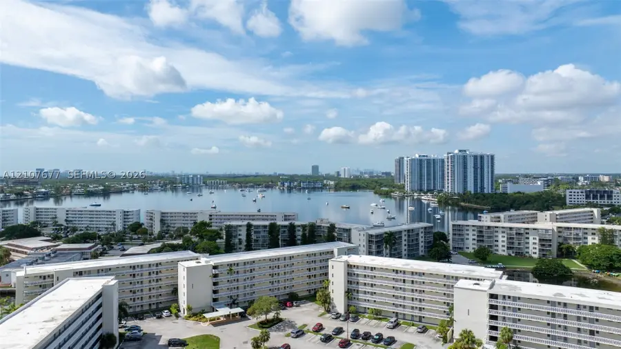 18031 Biscayne Blvd #1803, Aventura, FL 33160 - #2