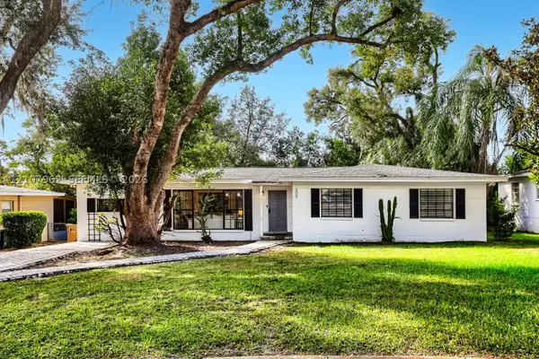 309 Deer Park Avenue, Tampa, FL 33617