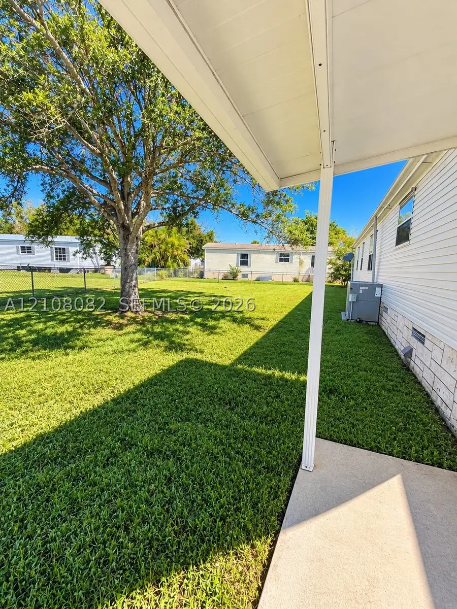 409 NE 10th Ave, Okeechobee, FL 34972 - #2