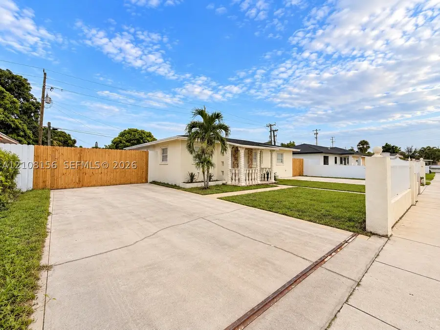 17175 NW 41st Ave, Miami Gardens, FL 33055 - #3