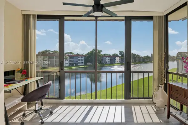 311 S Hollybrook Dr #309, Pembroke Pines, FL 33025