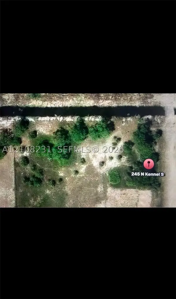 245 N Kennel St, Clewiston, FL 33440