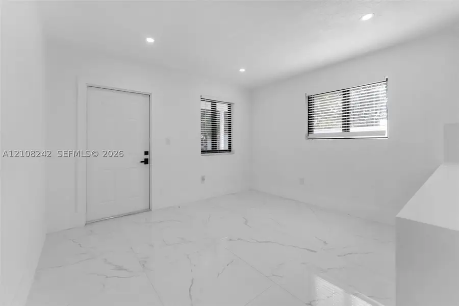 61 E 39th St, Hialeah, FL 33013 - #3