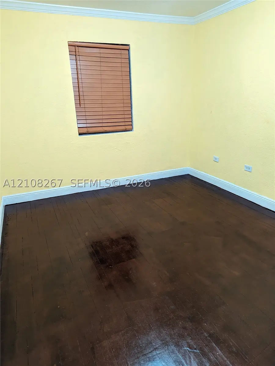 7757 Crespi Blvd, Miami Beach, FL 33141 - #3