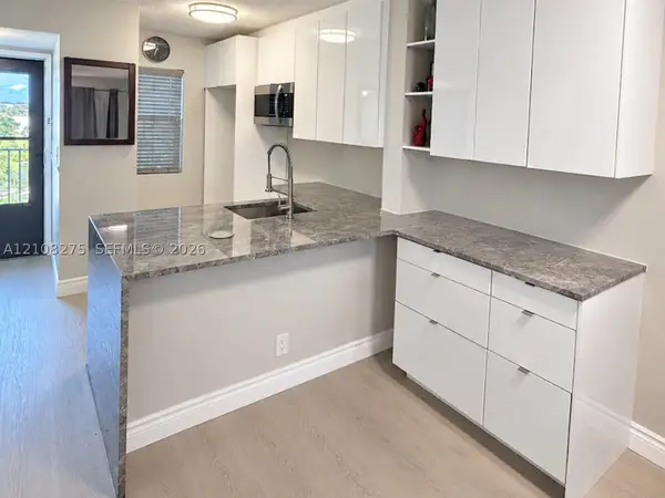 2226 N Cypress Bend Dr #409, Pompano Beach, FL 33069