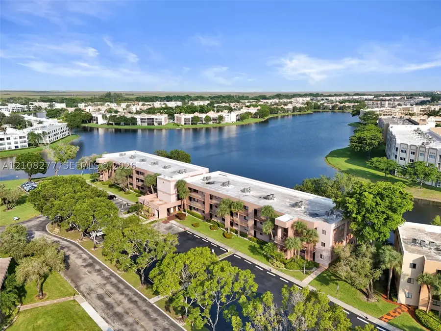 7466 Ashmont Cir #303, Tamarac, FL 33321 - #3