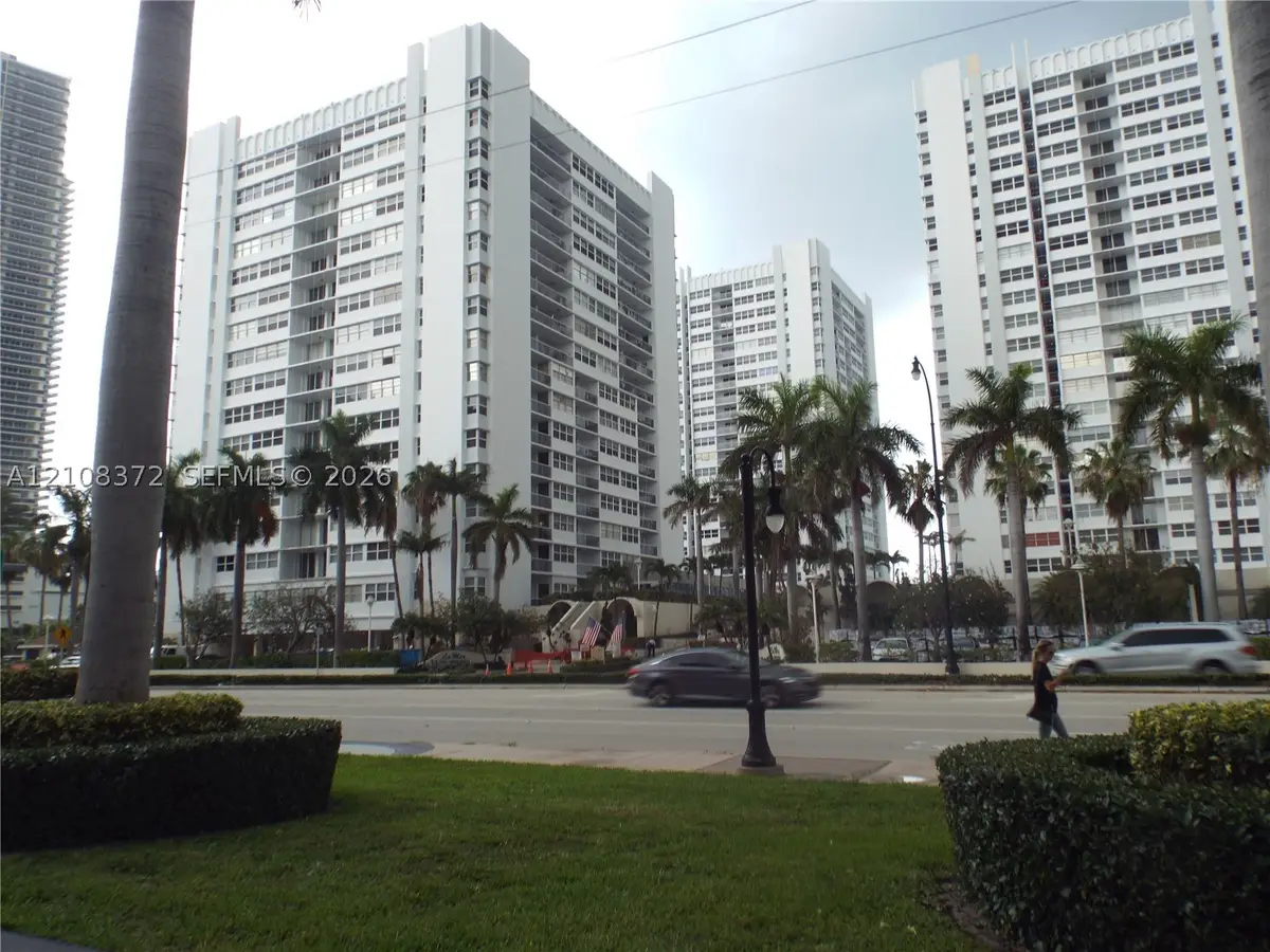 1880 S Ocean Dr #401, Hallandale Beach, FL 33009 - #1