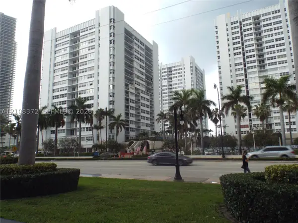 1880 S Ocean Dr #401, Hallandale Beach, FL 33009