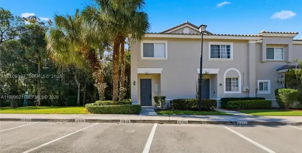 5703 NW 48th Ave, Coconut Creek, FL 33073