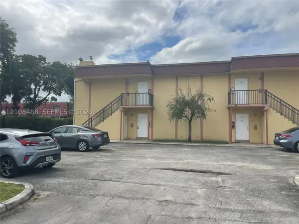 2854 NW 55th Ave #1B, Lauderhill, FL 33313