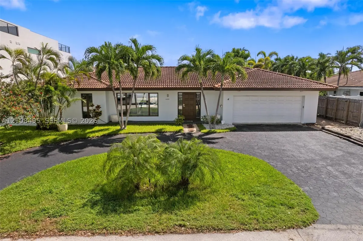 3080 NE 43rd St, Fort Lauderdale, FL 33308 - #1