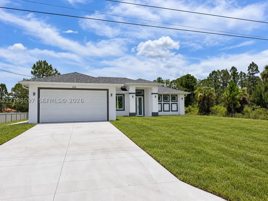 808 Congress Ave, Lehigh Acres, FL 33972 - #2