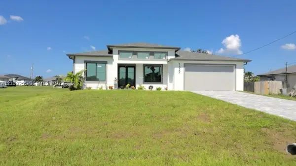 1322 NE 5th Pl, Other, FL 33909