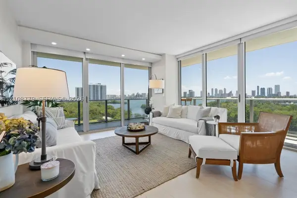 16385 Biscayne Blvd #807, North Miami Beach, FL 33160