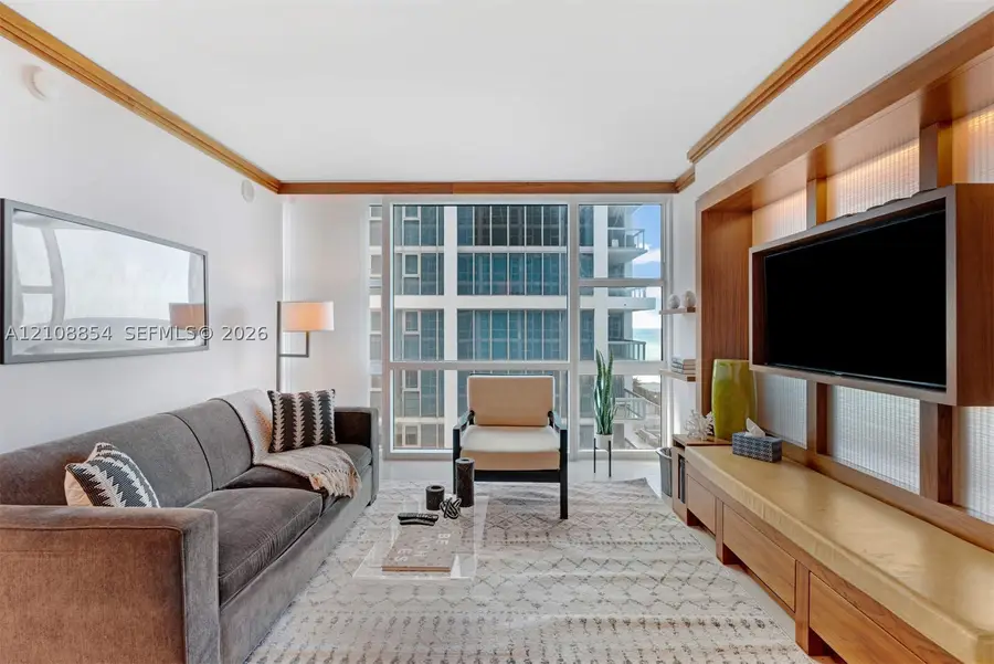 6801 Collins Ave #909, Miami Beach, FL 33141 - #2