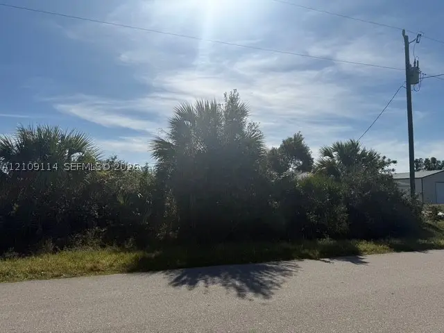 3207 53rd St W, Lehigh Acres, FL 33971 - #2