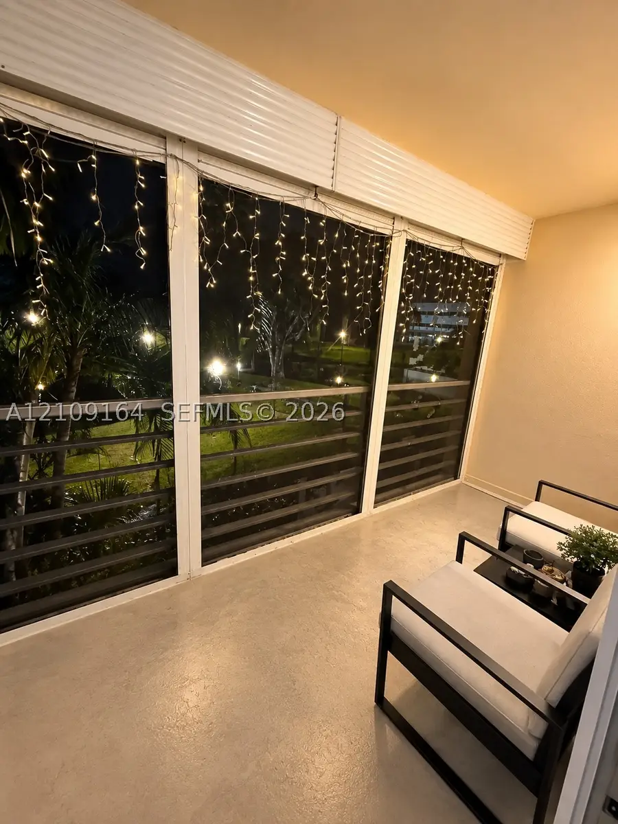 3285 Foxcroft Rd #E206, Miramar, FL 33025 - #3