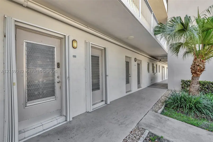 2200 Diana Dr #111, Hallandale Beach, FL 33009 - #3
