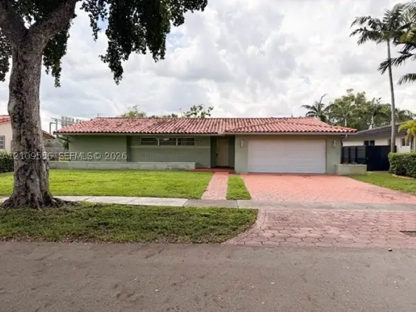 7140 Bamboo St, Miami Lakes, FL 33014