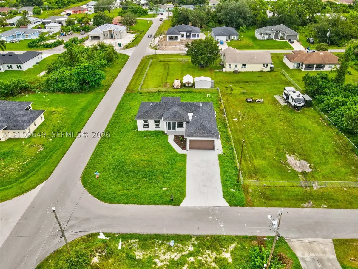 2818 42nd st sw Lehigh Acres, Lehigh Acres, FL 33976 - #1