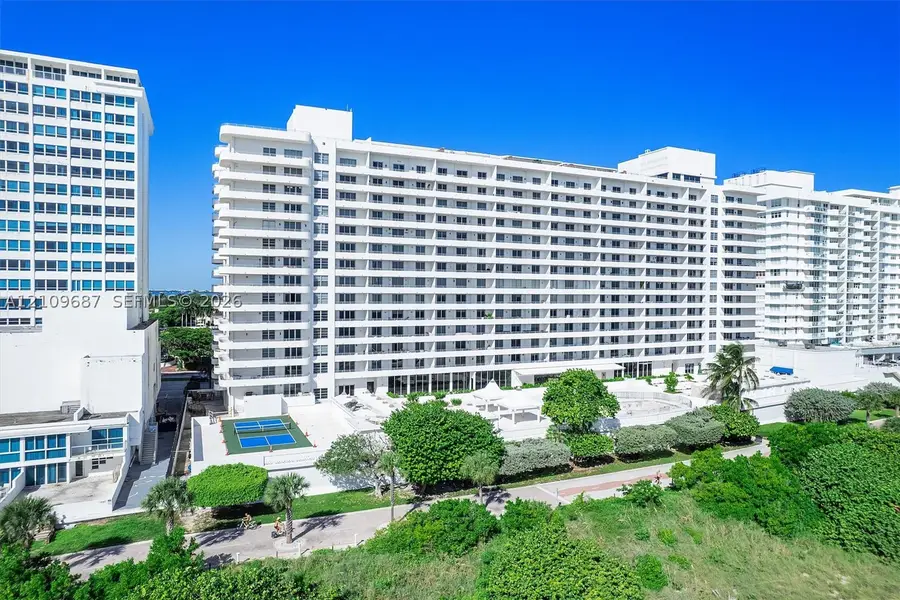 5555 Collins Ave #5C, Miami Beach, FL 33140 - #2