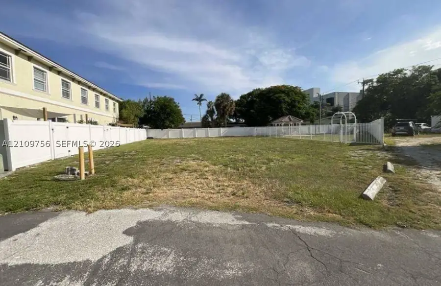 1245 NE 23rd Ave, Pompano Beach, FL 33062 - #2