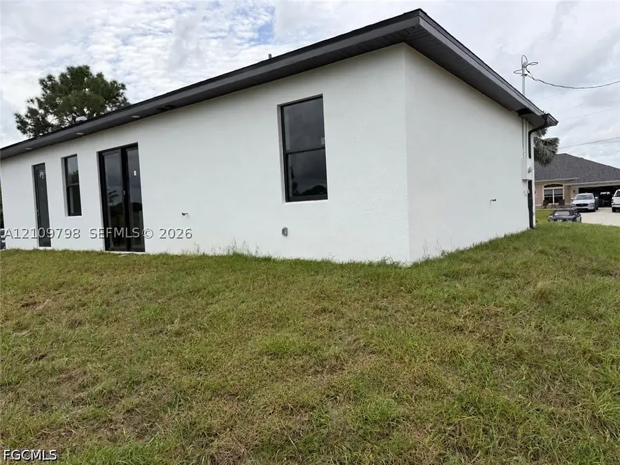 2905 Curtis Ave S, Lehigh Acres, FL 33976 - #2