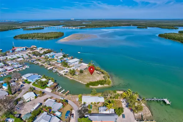 105 Bayshore Way, Other, FL 34140
