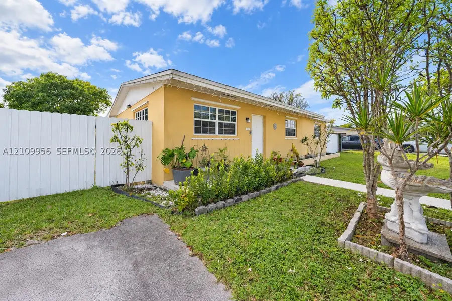 19503 SW 114th Pl, Miami, FL 33157 - #2