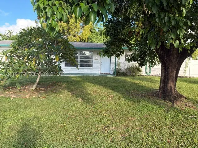 9442 Bellewood St, Palm Beach Gardens, FL 33410 - #3