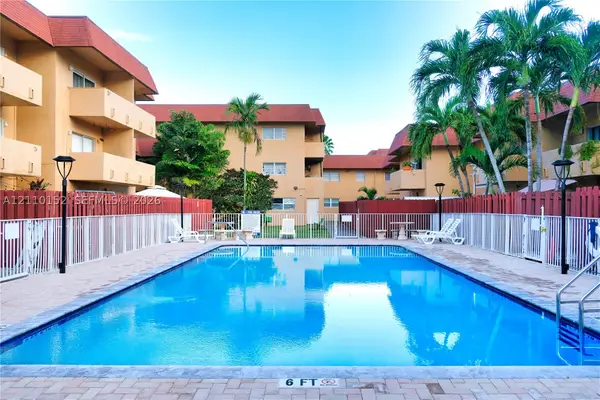 9962 SW 88th St #722-7, Miami, FL 33176