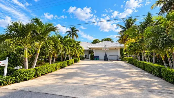 2036 Sharon St, Boca Raton, FL 33486